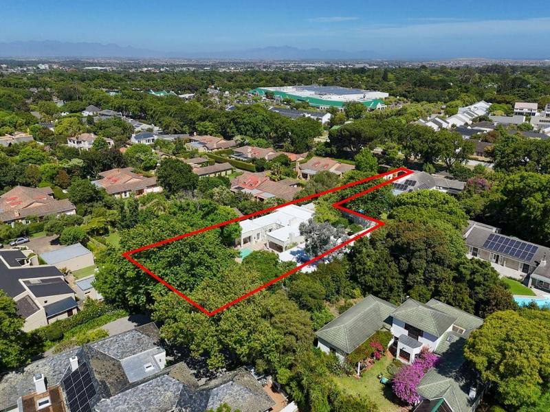 5 Bedroom Property for Sale in Constantia Upper Western Cape